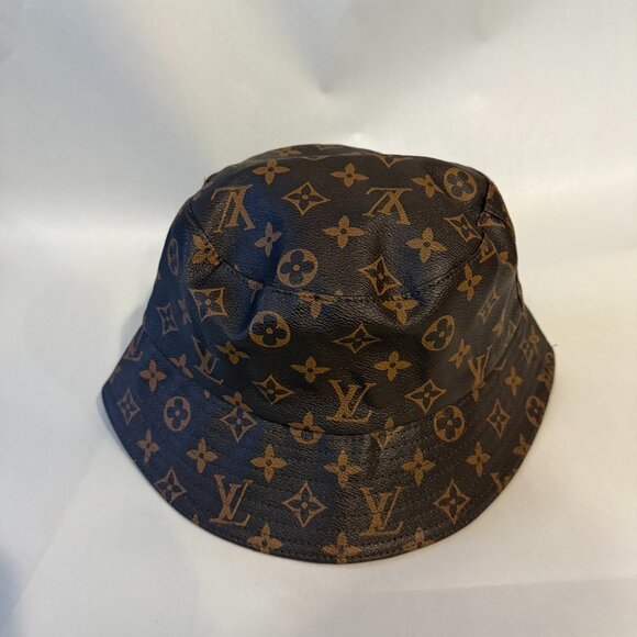 LVMonogram Leather Cap Hat Unisex Size O/S